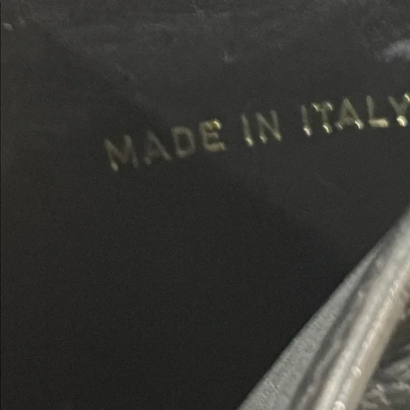 Chanel Black CC Leather Compact Wallet - Picture 6 of 7